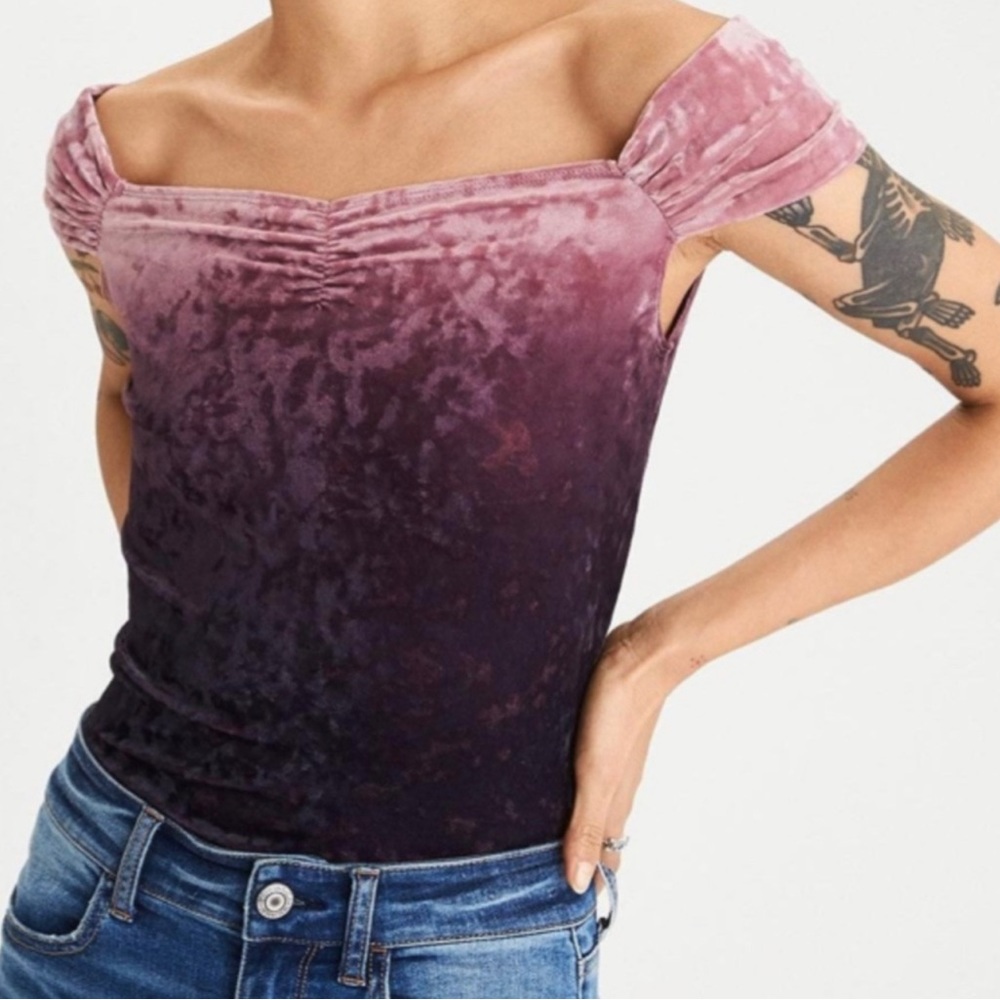 American Eagle ombré velvet top